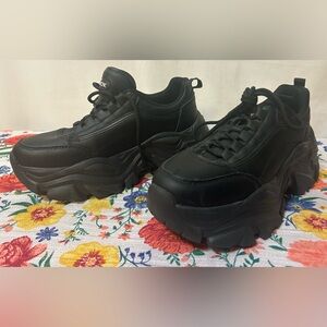 Kip Wok Women's Black Chunky Sneakers